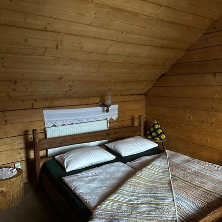 Guest House Anastasia Tatariv Exterior foto