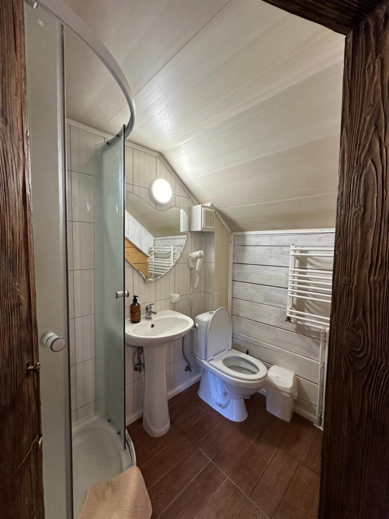 Guest House Anastasia Tatariv Exterior foto